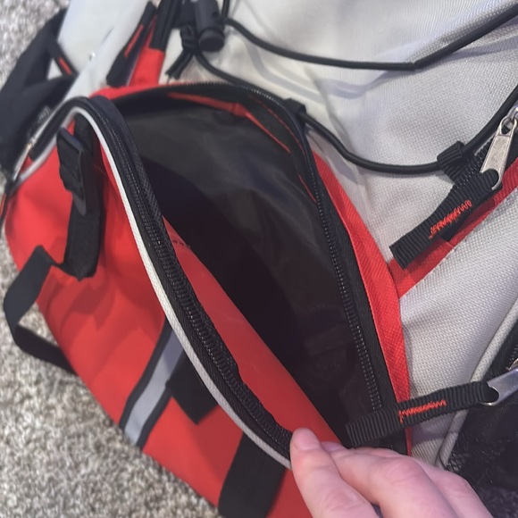 Multi-Use Backpack - Picture 2 of 9